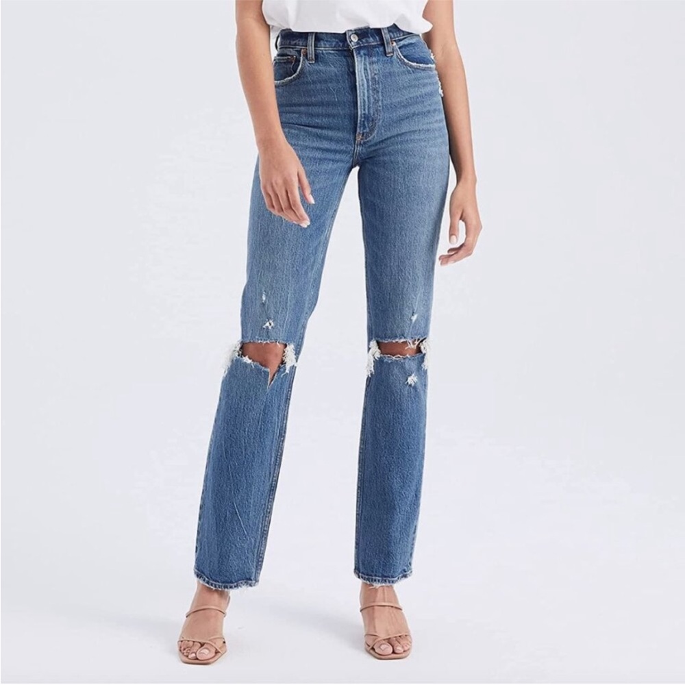 Abercrombie & Fitch - The Ankle Straight Ultra High Rise Jeans